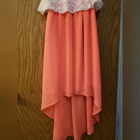 Beautiful sequined and lace, high low coral sun dress. Excellent condition. - Picture 7 of 7